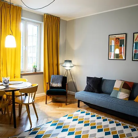 Maya's Flats & 40 - Kolodziejska Old Town Apartment