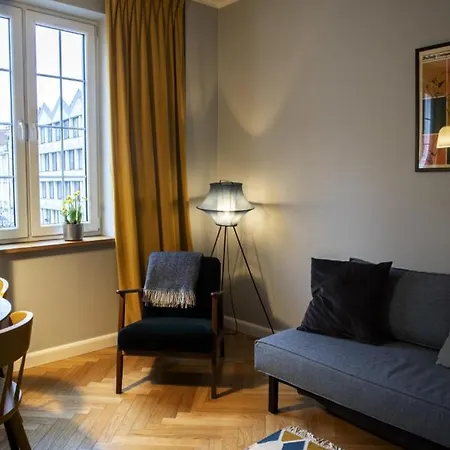 Maya's Flats & 40 - Kolodziejska Old Town Apartment Danzig